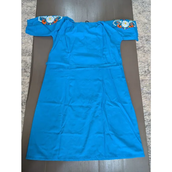 Traditional Mexican style dress in Blue - Picture 4 of 4